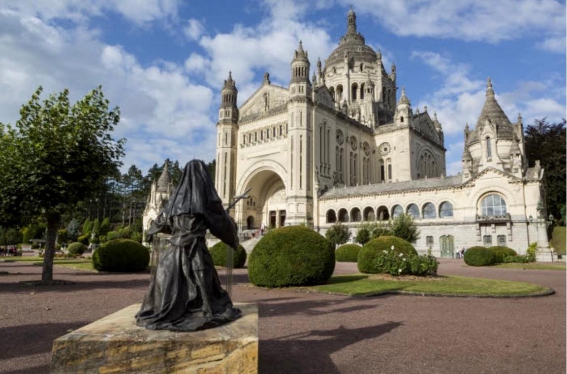 El Paradise - Logement Entier - Coeur De Ville - Basilique Au Balcon - Proche Gare Лізьє Екстер'єр фото